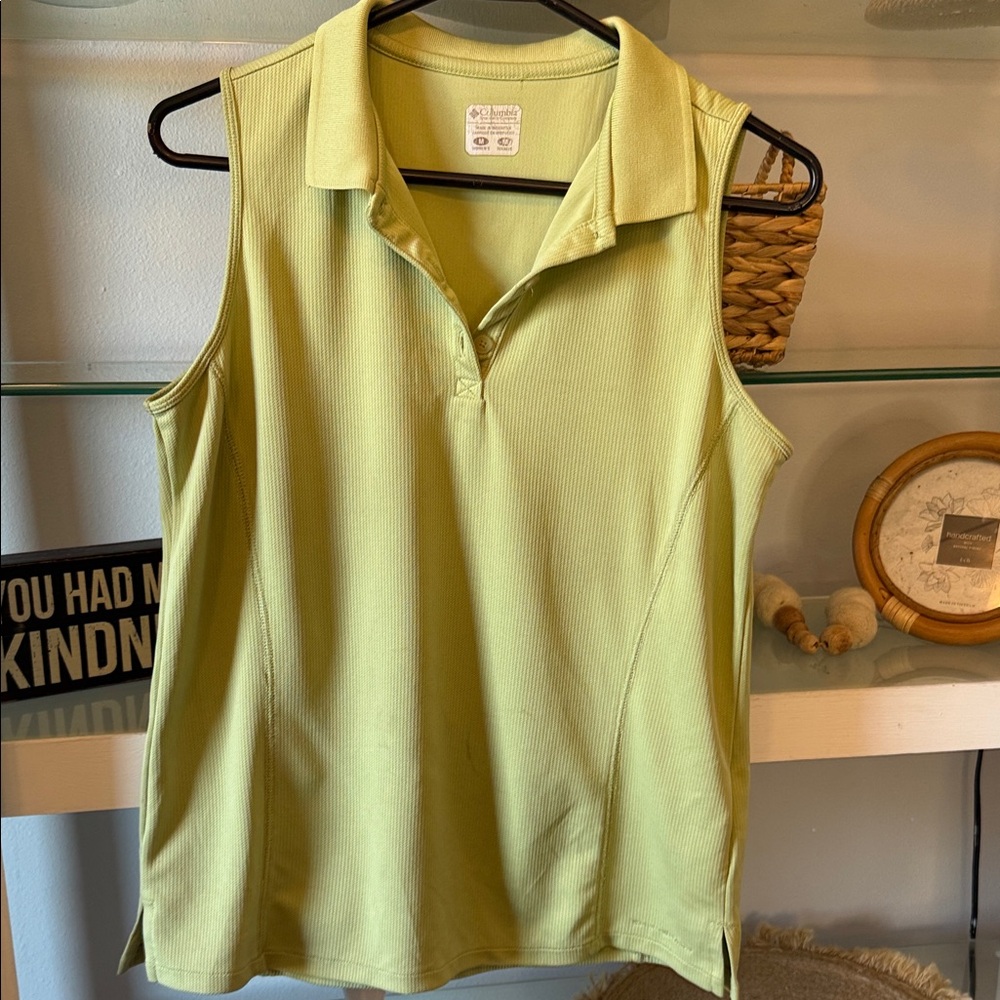 Columbia Women's Light Green Tank Top